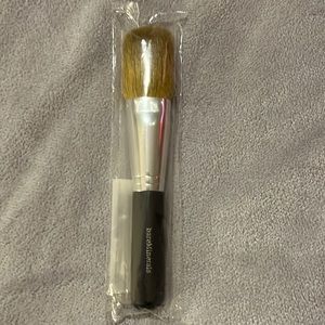 BareMinerals Full Flawless Face Brush